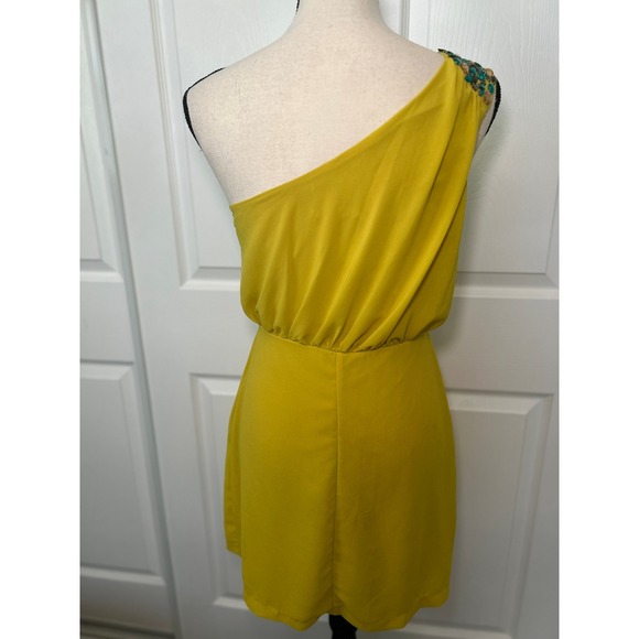 NWT GB Gianni Bini One Shoulder Dress Party Cocktail Embellished Yellow‎ Size 7 - Picture 3 of 10